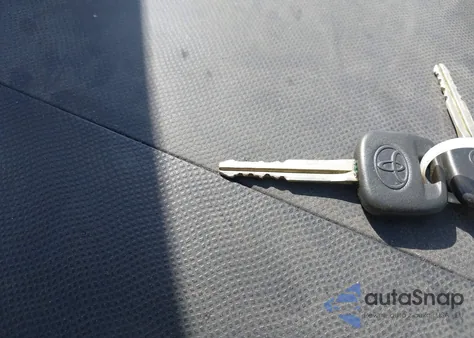 2007 Toyota Yaris z USA, uszkodzony, nr VIN JTDJT923775055291